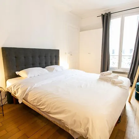 Bnbnova - 2br - Le Bon Marche & St Germain 巴黎